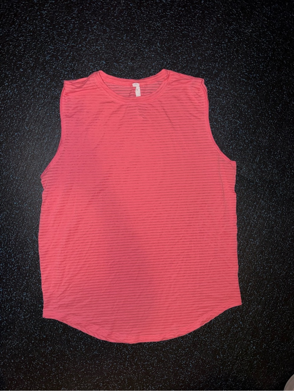 Lululemon Sleeveless Crewneck Tank Top - Pink